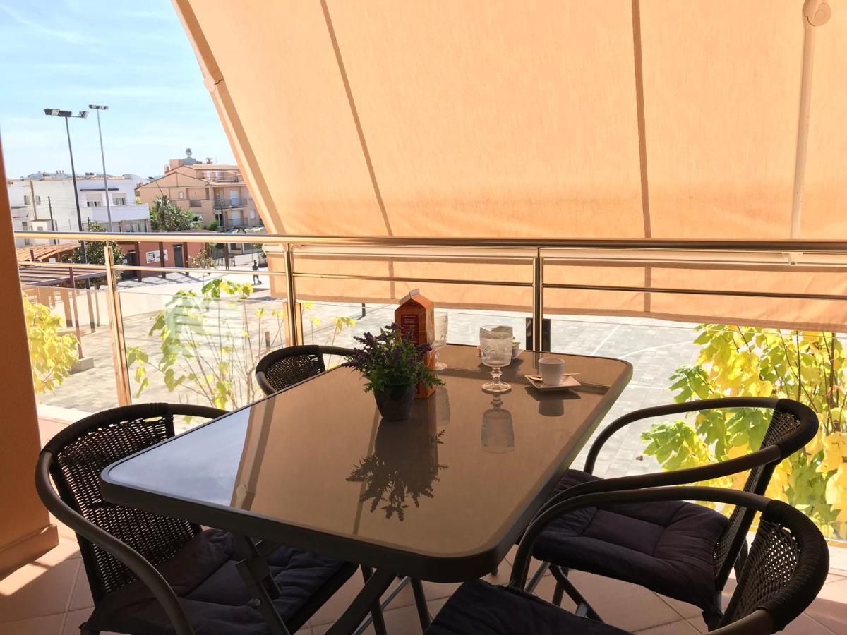 Apartament Catalunya, Centrico Y Con Parking L'Escala Exterior photo